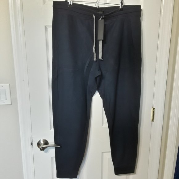 Banana Republic Waffle Knit Jogger - Picture 7 of 11